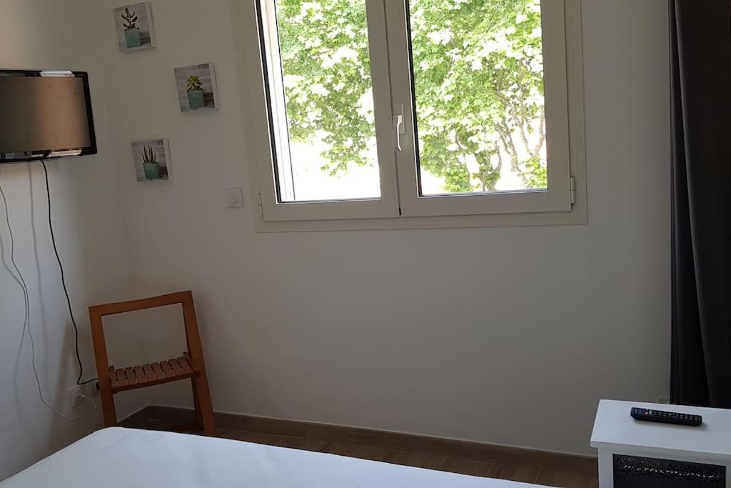 Appartement Bord De Mer Avec Garage Ментона Экстерьер фото